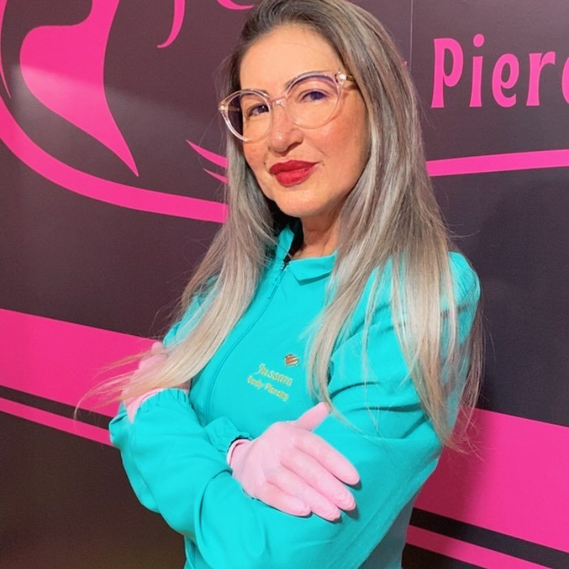 Laura Schimitd